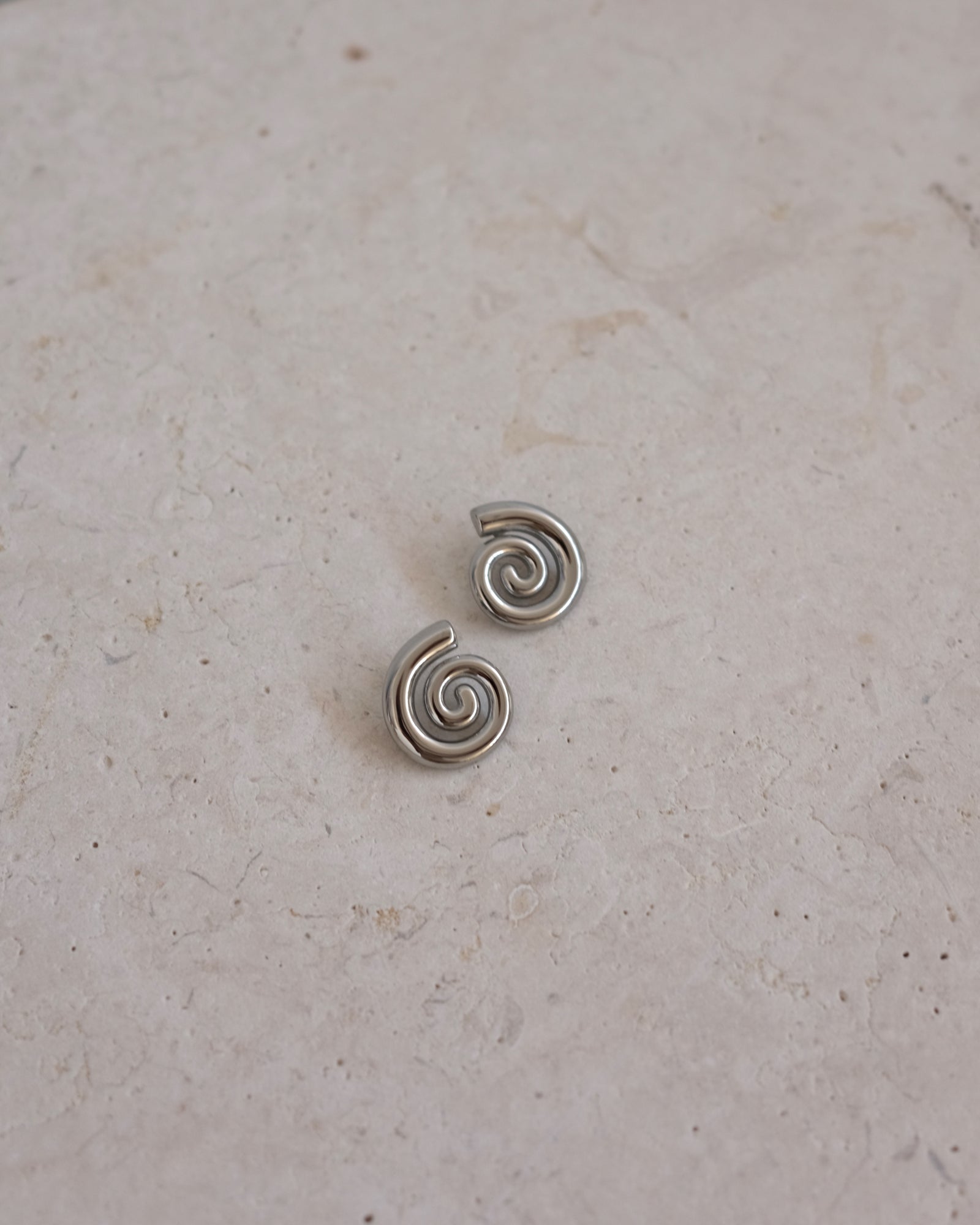 Swirl Earrings - Silver – hunter x hunter