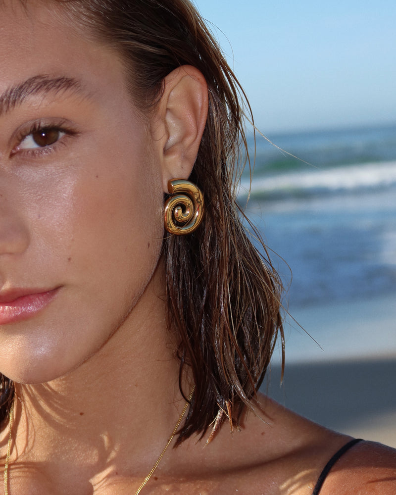 Swirl Earrings - Gold