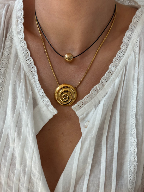 Sol Spiral Necklace - Gold