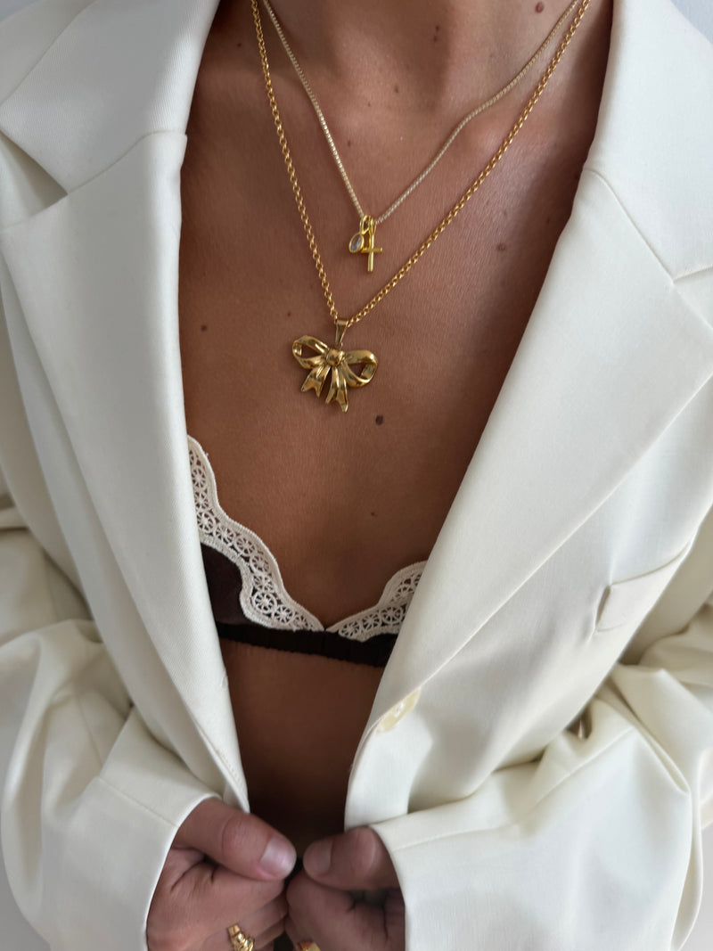 Bow Necklace